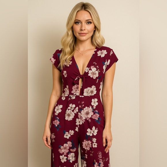 Yumi Kim Pants - Yumi Kim Floral Cutout Jumpsuit by Yumi Kim Size Small Purple White